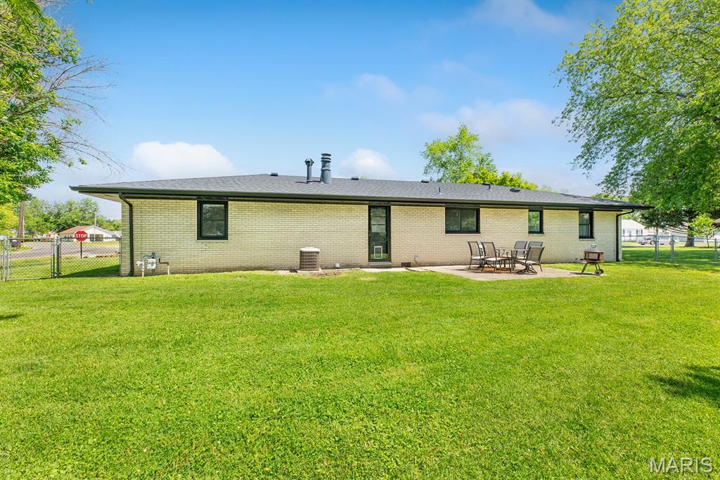 130 2nd Street Hamel, IL 62046 - Photo 28 of 33 Gallery Image 28