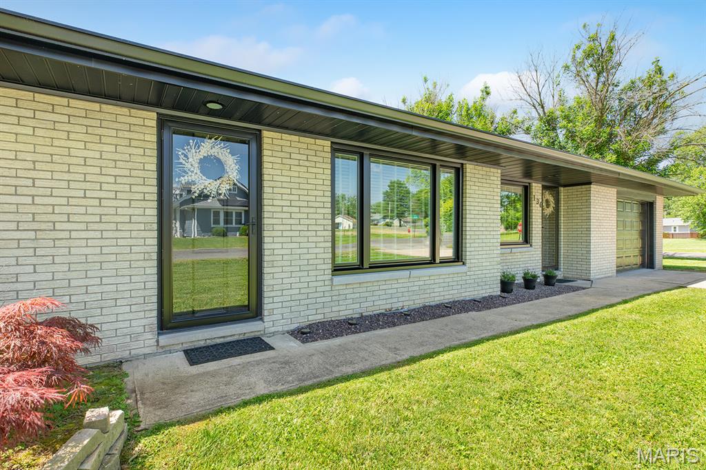 130 2nd Street Hamel, IL 62046 - Photo 5 of 33 Gallery Image 5