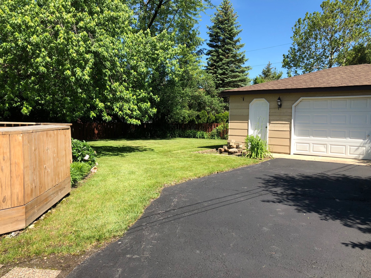 3850 Glenview Road Glenview, IL 60025 - Photo 20 of 21