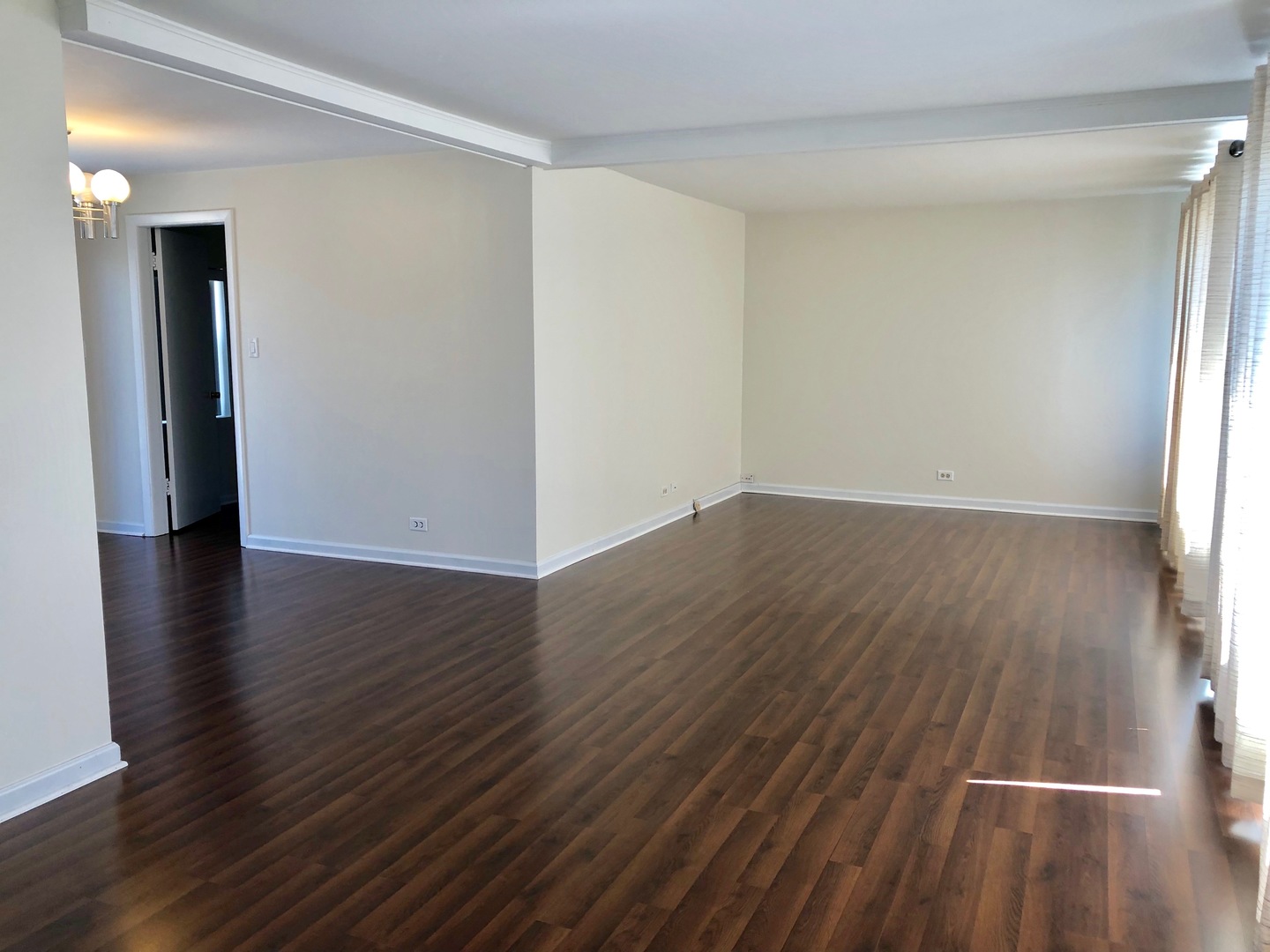 3850 Glenview Road Glenview, IL 60025 - Photo 3 of 21