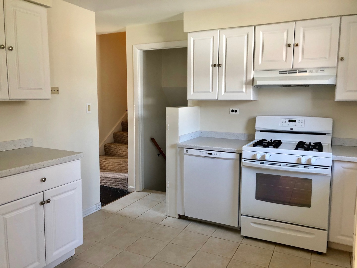 3850 Glenview Road Glenview, IL 60025 - Photo 6 of 21