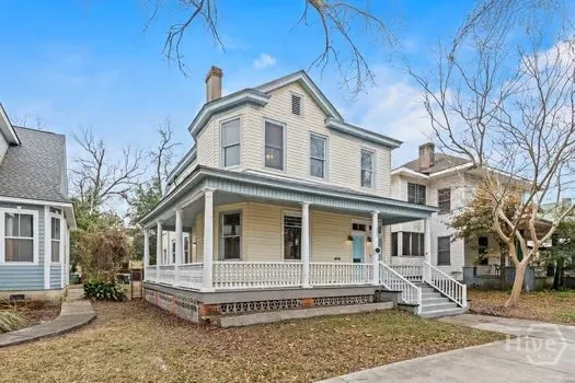 $1,700 | 723 East Henry Street, Unit B UPPER, Savannah, GA 31401