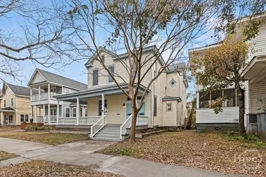 $1,700 | 723 East Henry Street, Unit B UPPER, Savannah, GA 31401