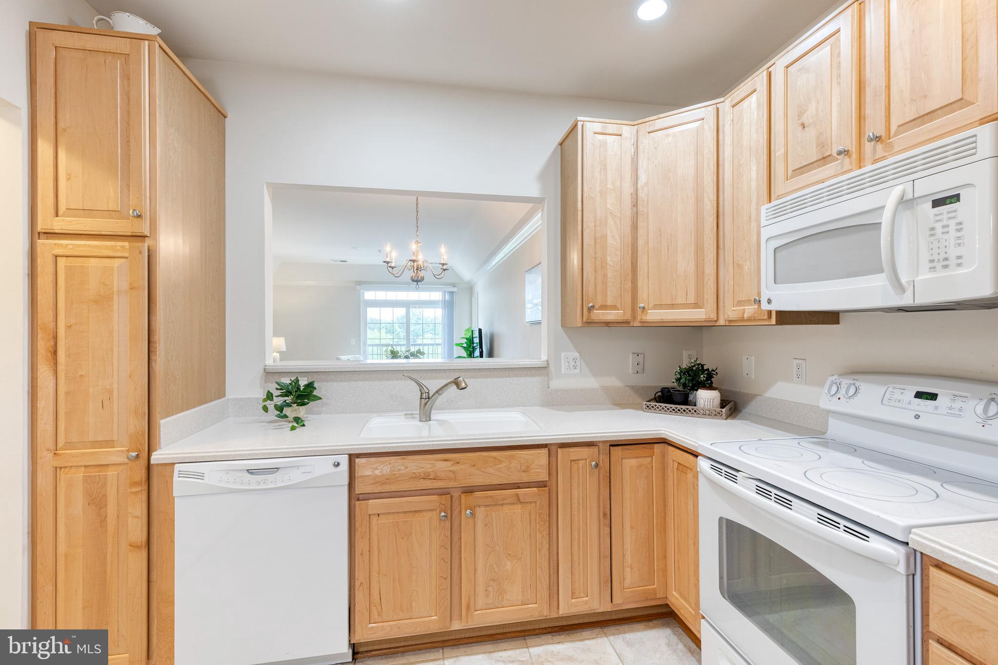 7305 Brookview Road, Unit 308 Elkridge, MD 21075 - Photo 13 of 33 View from kitchen into main living area