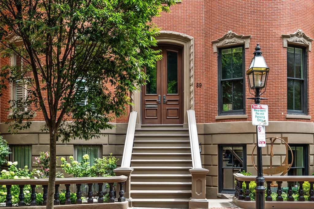 39 Union Park Boston, MA 02118 - Photo 2 of 42