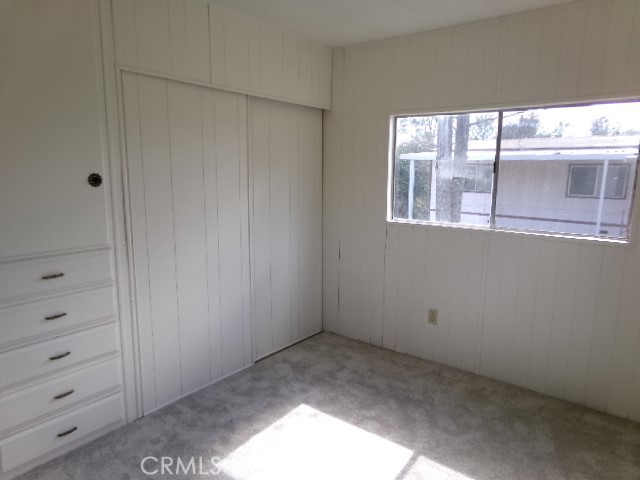 323 Ridgecrest Parkway Oroville, CA 95966 - Photo 26 of 35 a view of an empty room with a window