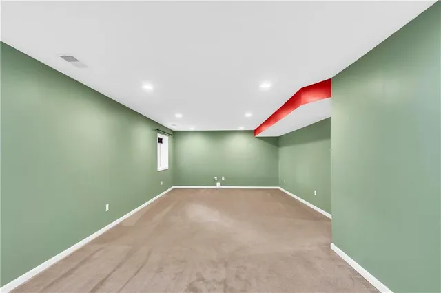 a view of empty room