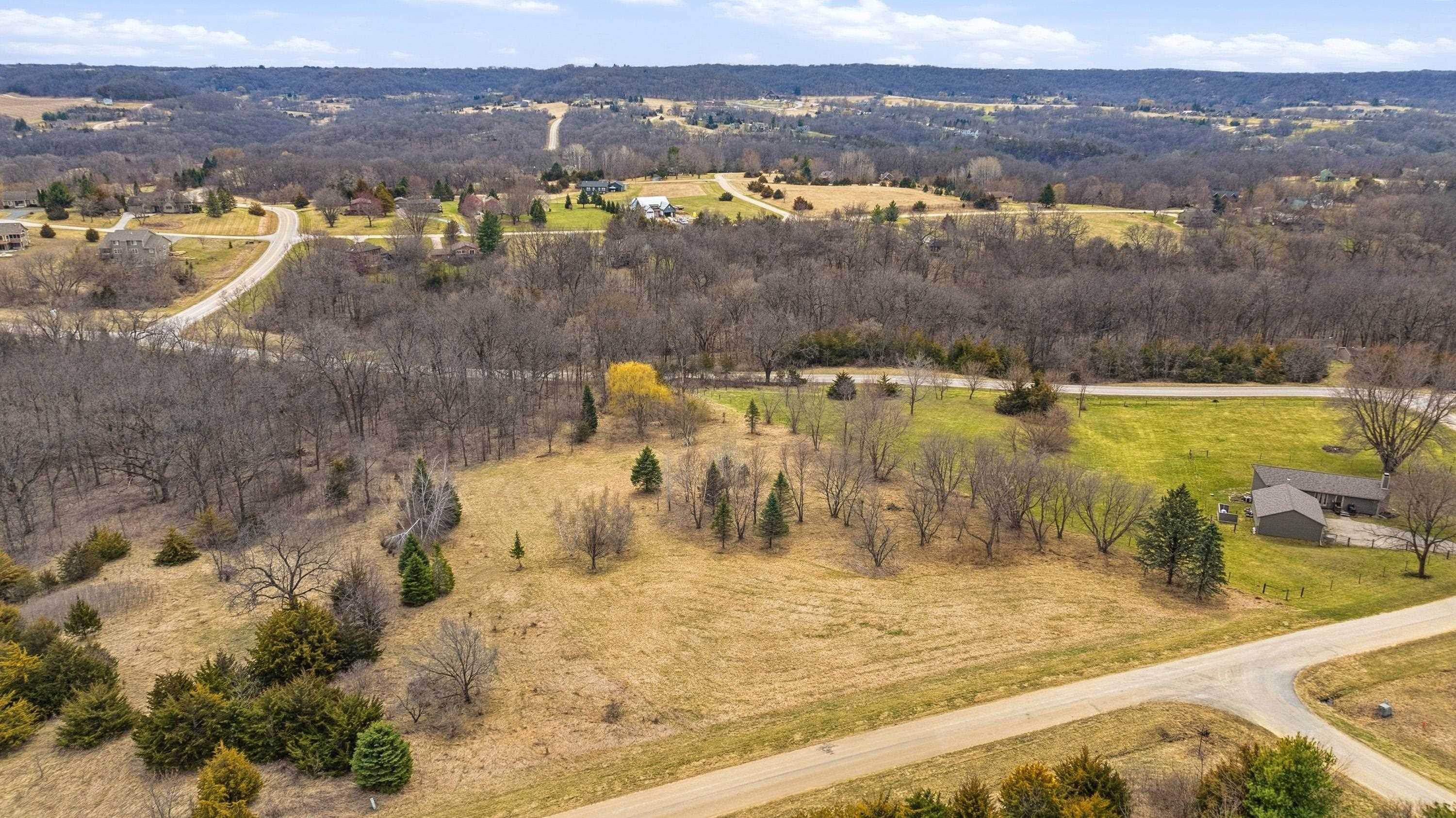 3 Summit Pass Galena, IL 61036 - Photo 3 of 9