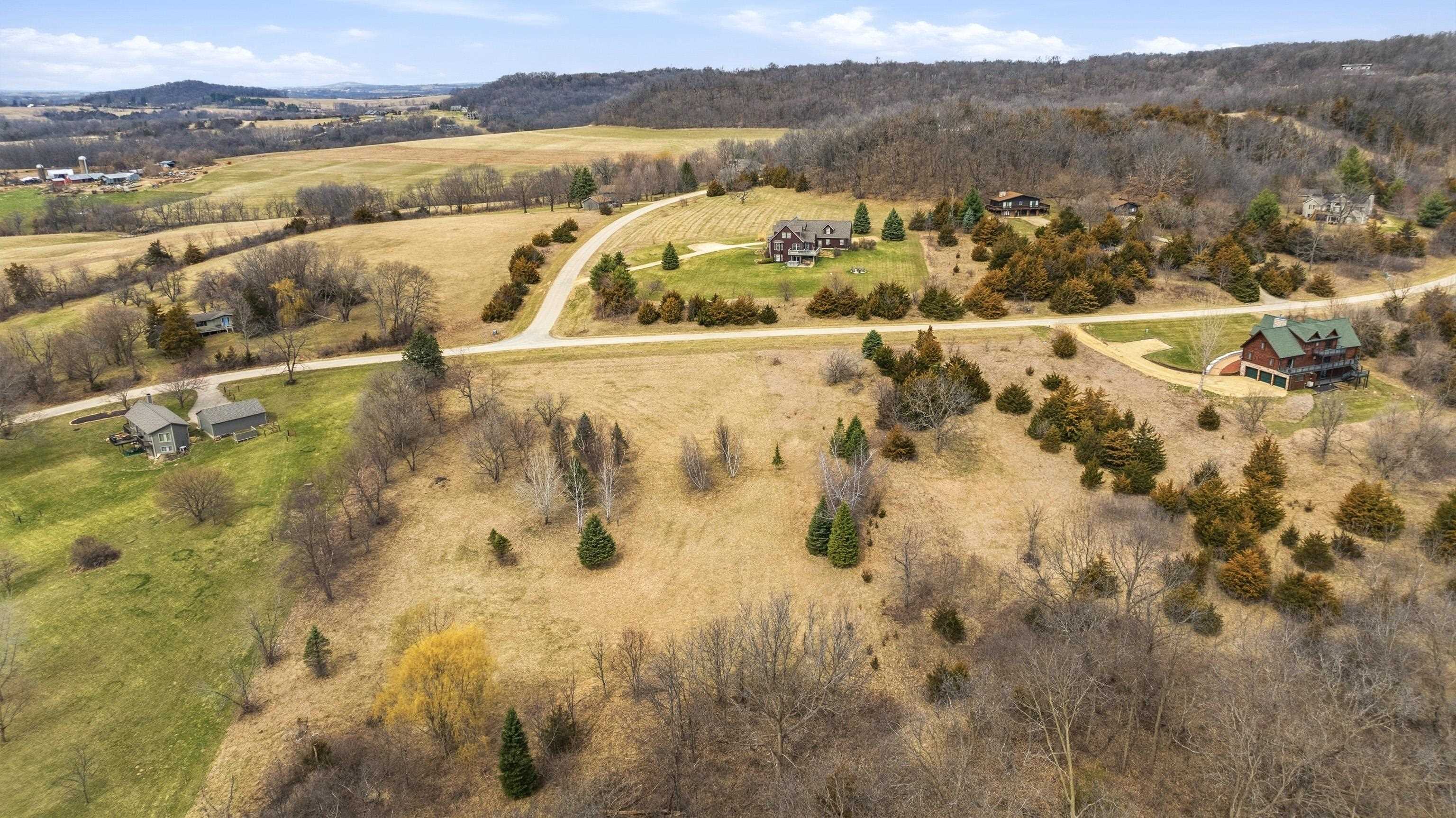3 Summit Pass Galena, IL 61036 - Photo 7 of 9
