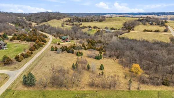 $48,500 | 3 Summit Pass, Galena, IL 61036