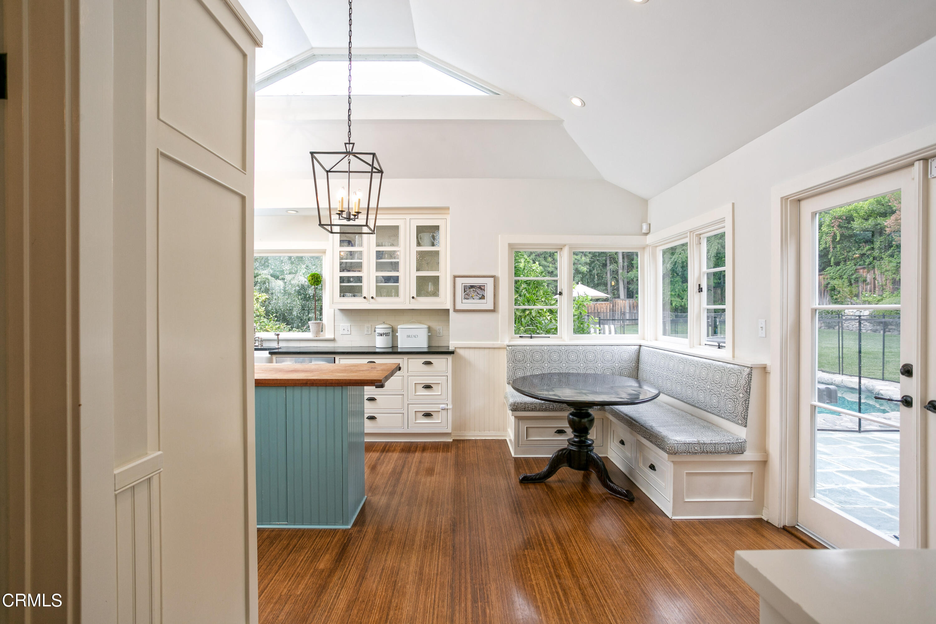 135 Sierra View Road Pasadena, CA 91105 - Photo 12 of 32 135 Sierra View Rd-012