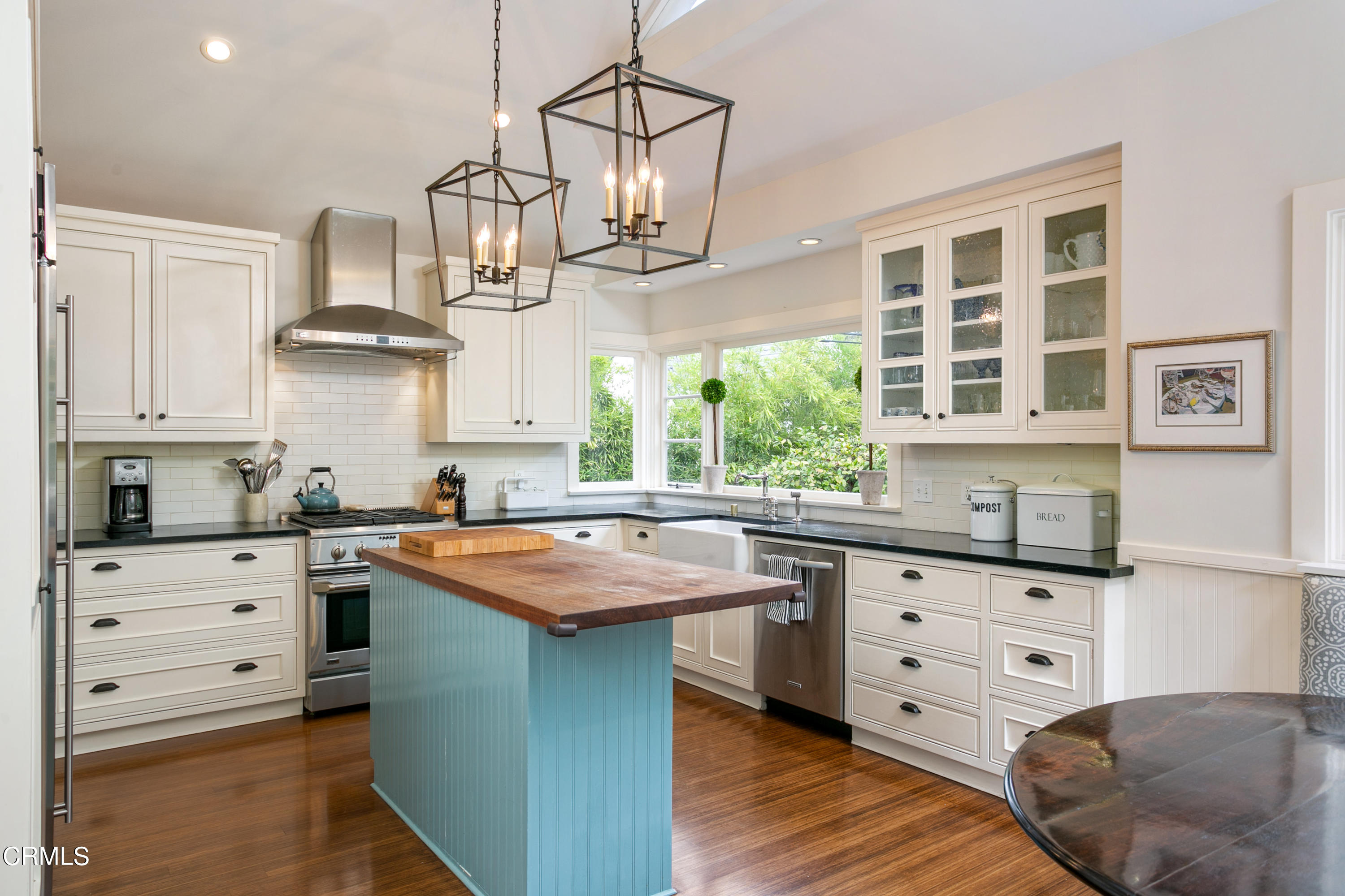 135 Sierra View Road Pasadena, CA 91105 - Photo 13 of 32 135 Sierra View Rd-013