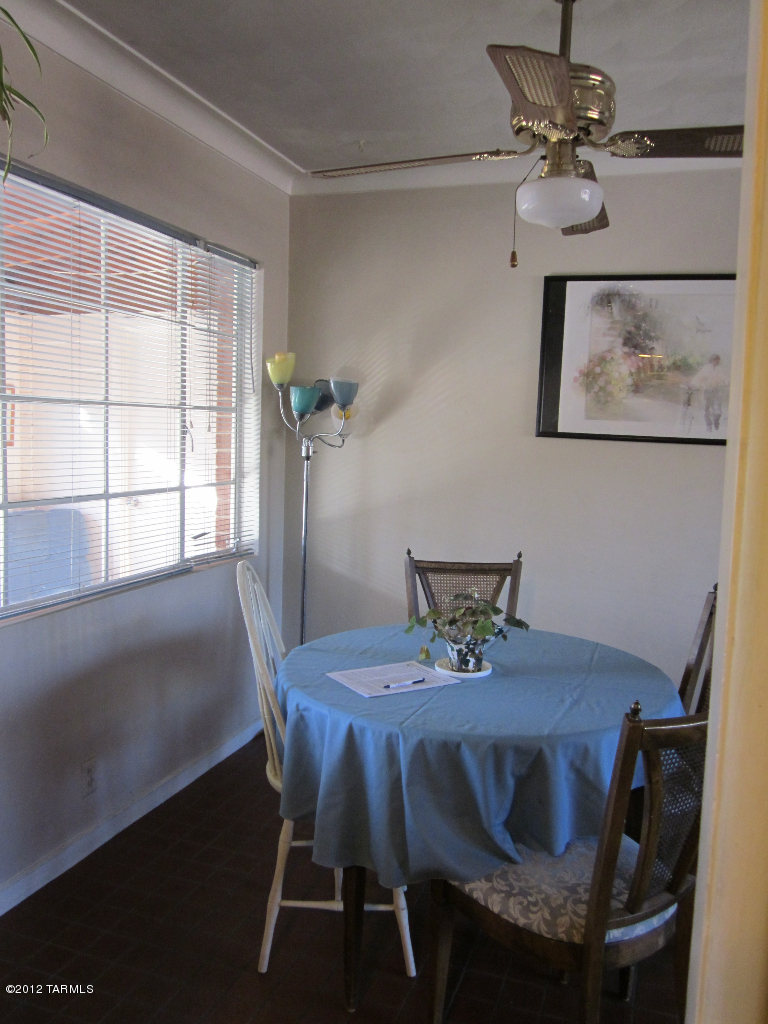 830 East Copper Street Tucson, AZ 85719 - Photo 12 of 24