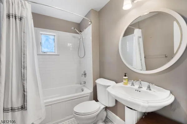 $650,000 | 25 Baptist Church Road, Hampton, NJ 08827