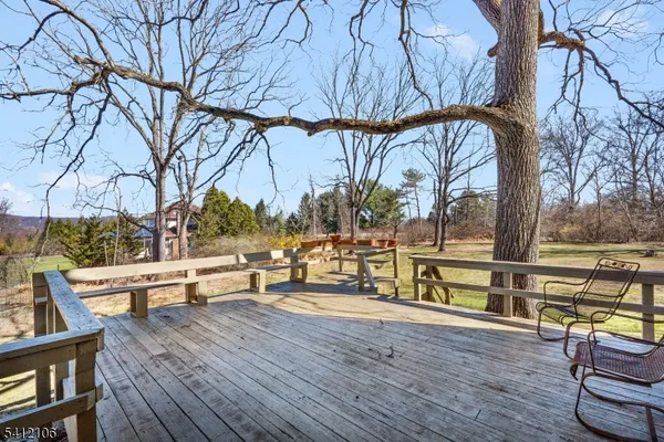 $650,000 | 25 Baptist Church Road, Hampton, NJ 08827