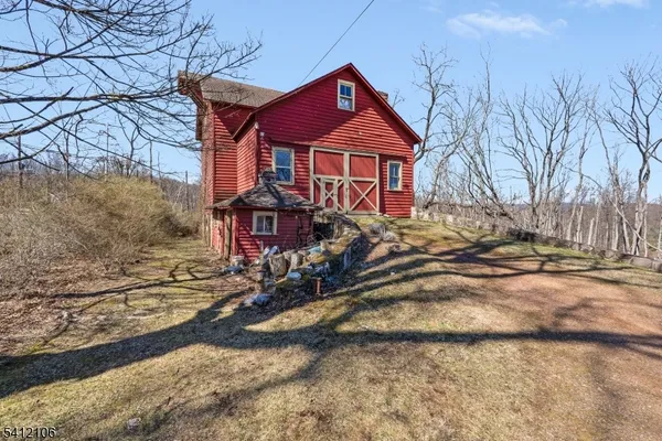 $650,000 | 25 Baptist Church Road, Hampton, NJ 08827