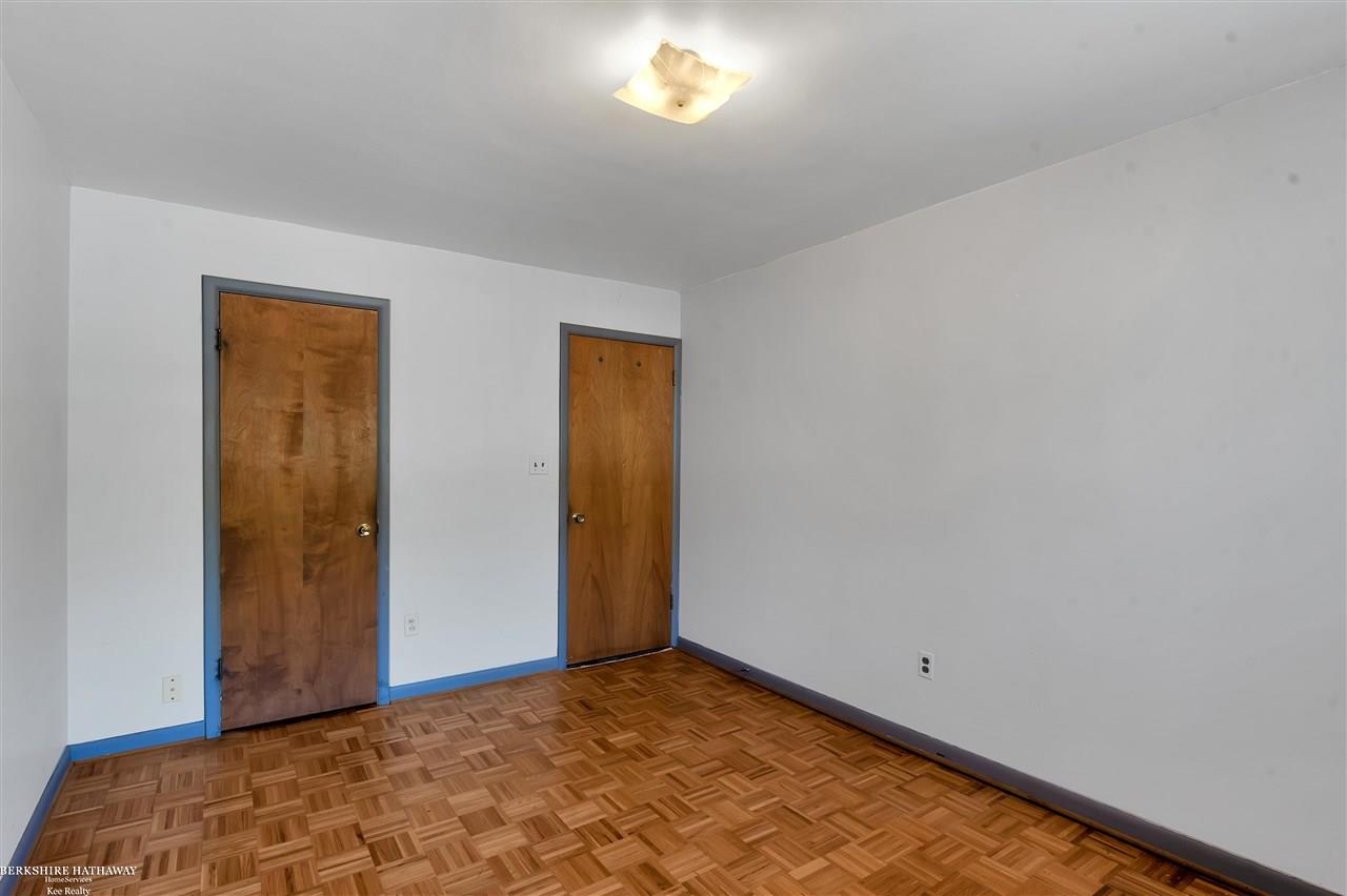 24301 Kelly Road, Unit 114 Eastpointe, MI 48021 - Photo 15 of 22