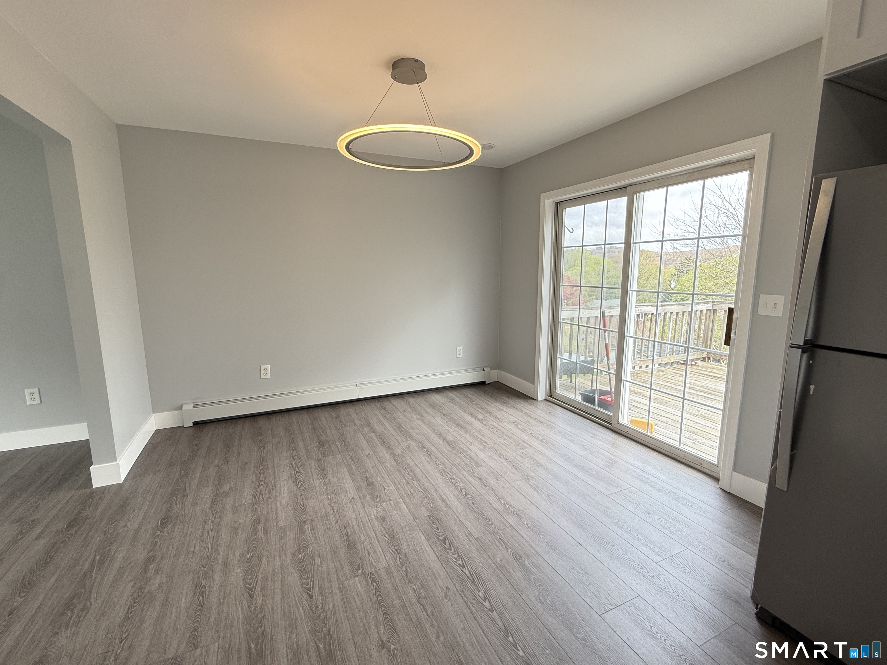 75 Ridgeway Avenue Watertown, CT 06779 - Photo 18 of 26 Dining