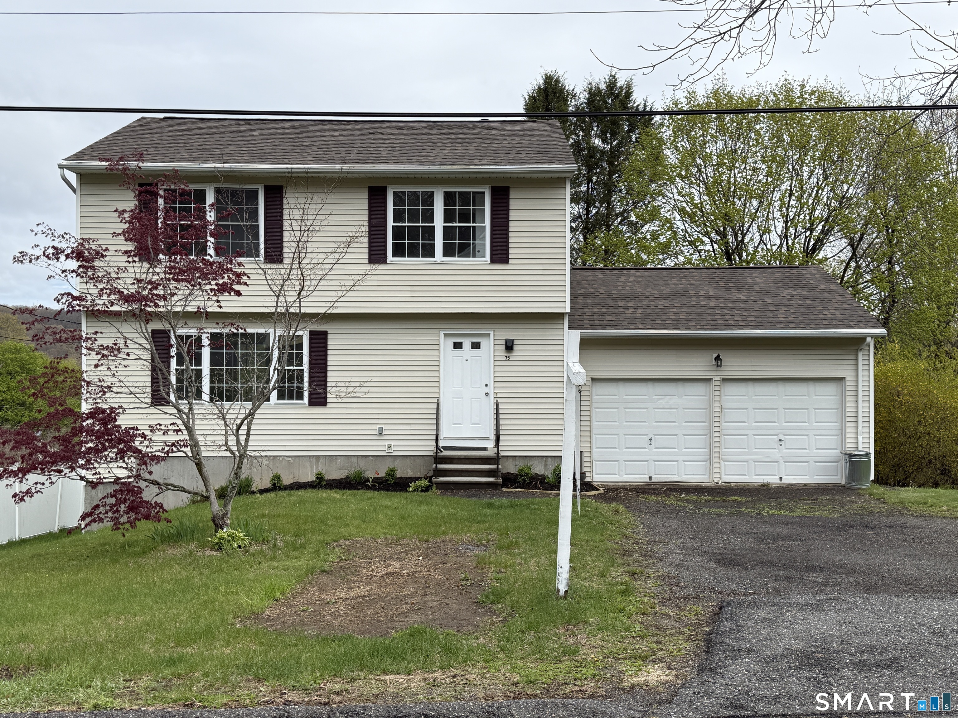 75 Ridgeway Avenue Watertown, CT 06779 - Photo 22 of 26