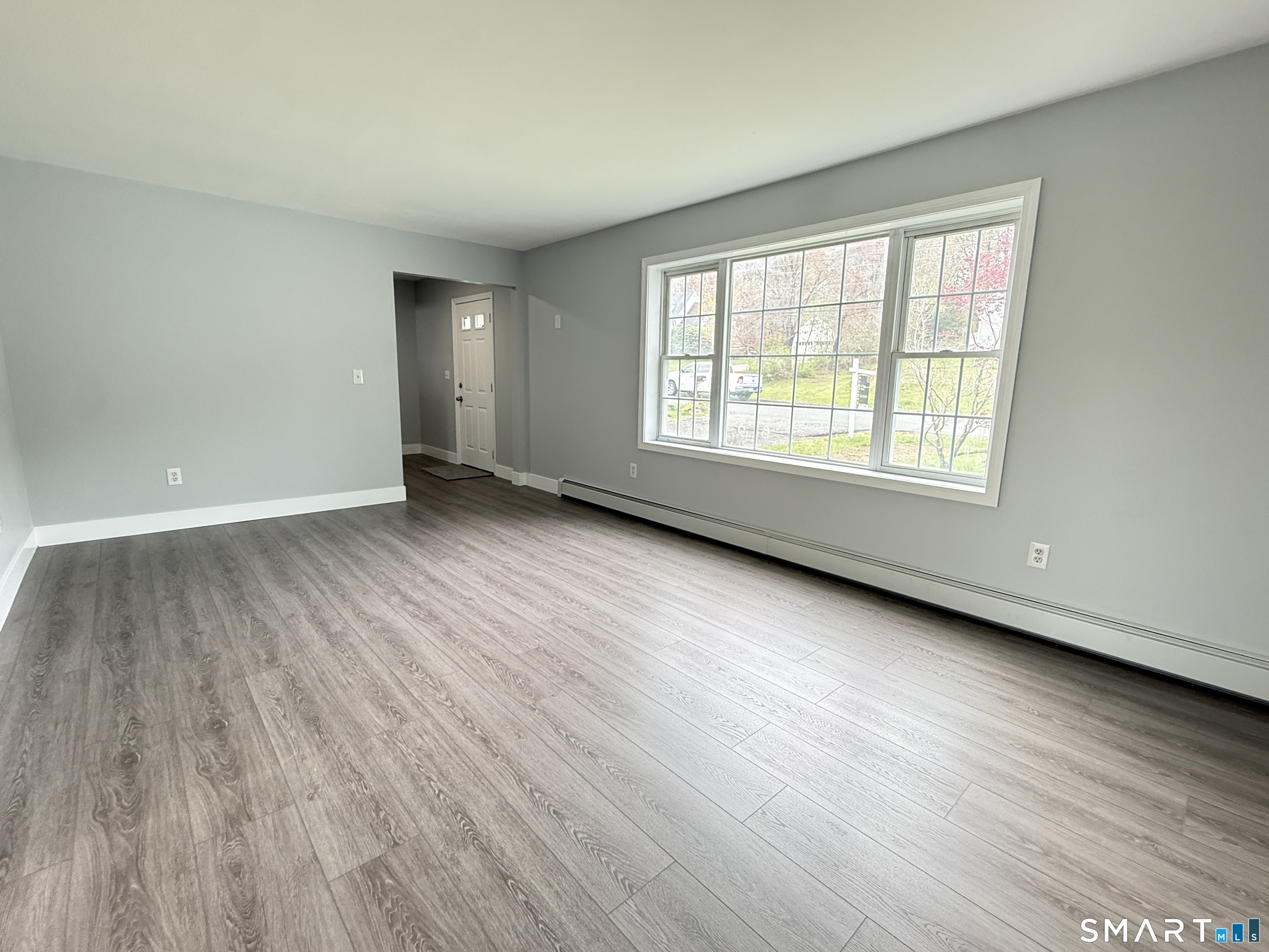 75 Ridgeway Avenue Watertown, CT 06779 - Photo 9 of 26 Living room