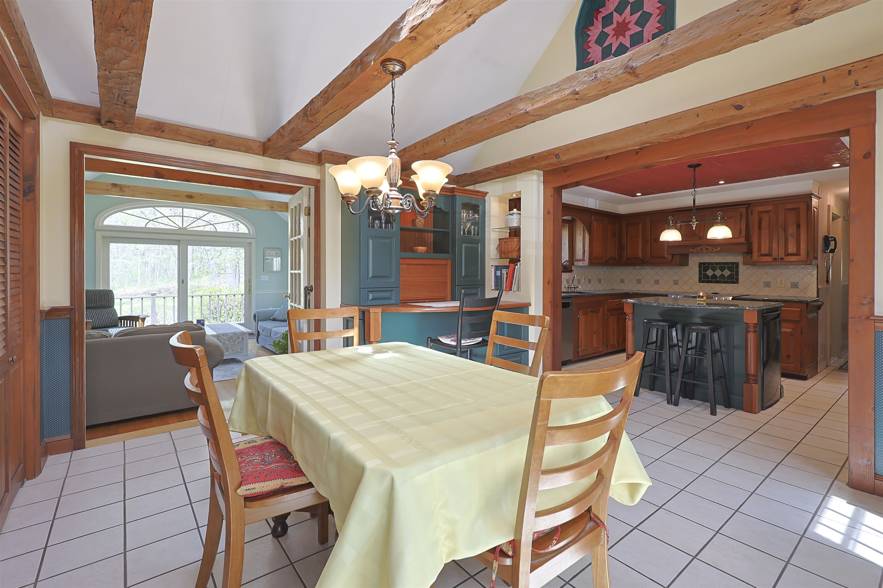 95 Kingston Road Exeter, NH 03833 - Photo 13 of 60