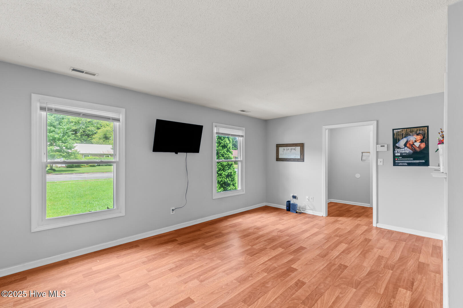703 Shadowridge Road Jacksonville, NC 28546 - Photo 7 of 39 7