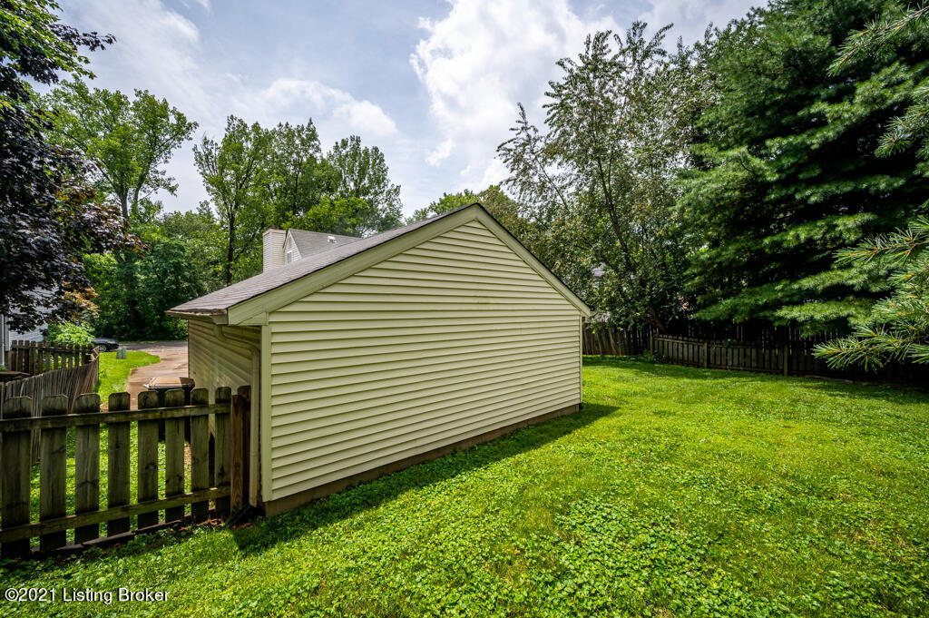 9309 Gutenberg Road Louisville, KY 40291 - Photo 43 of 43 DN2_3554