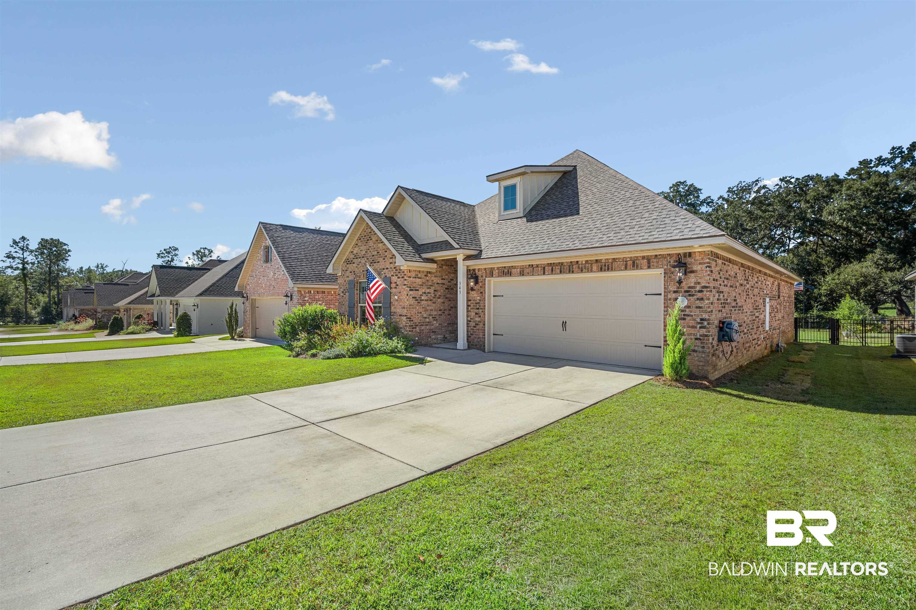 343 Hemlock Drive Fairhope, AL 36532 - Photo 2 of 62