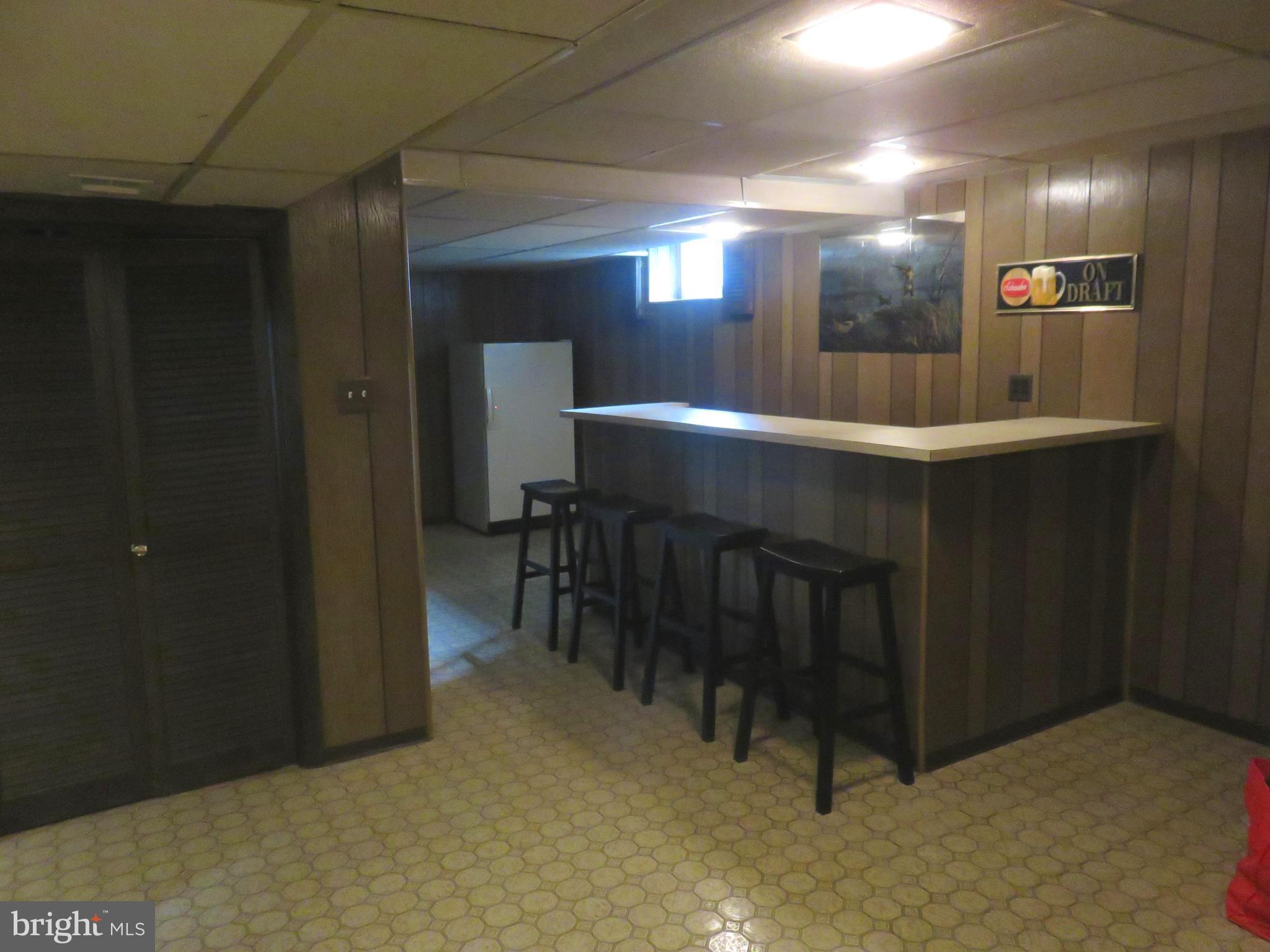 15 Hathaway Road Lutherville-Timonium, MD 21093 - Photo 22 of 30 BUILT IN BAR FOR FABULOUS PARTIES