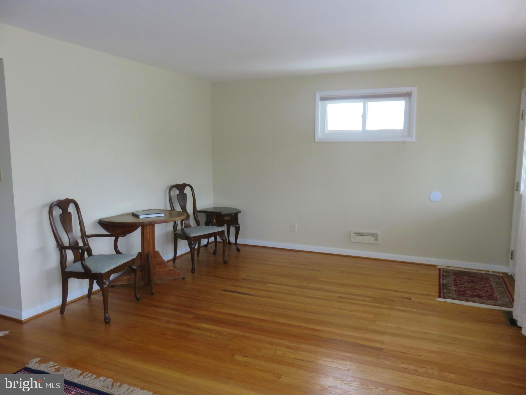 15 Hathaway Road Lutherville-Timonium, MD 21093 - Photo 6 of 30 HARDWOOD FLOORS THROUGHOUT