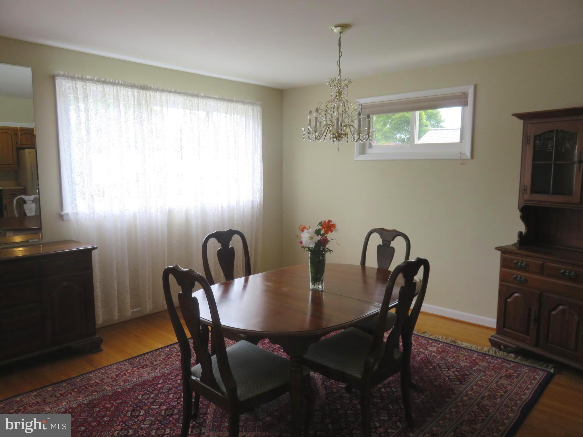 15 Hathaway Road Lutherville-Timonium, MD 21093 - Photo 8 of 30 FOR YOUR DINING PLEASURE