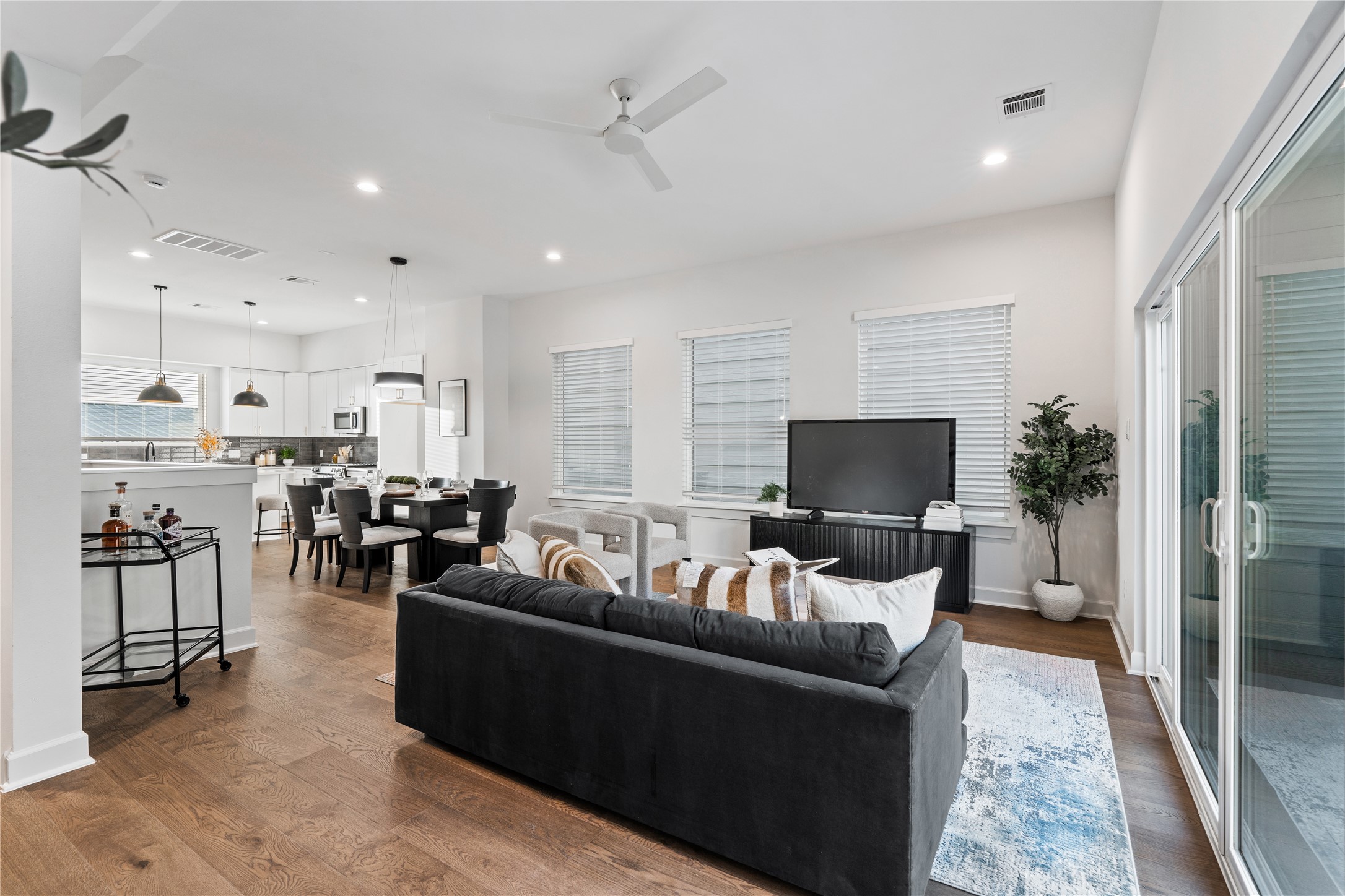 4708 Moving Meadows Houston, TX 77018 - Photo 10 of 40 Form and function allows a spacious living area with depth that allows room for family or friends as the open concepts reveals each detail of a Dacasa Home.