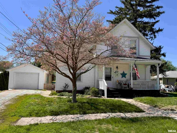 $114,500 | 216 South College Street, Macomb, IL 61455