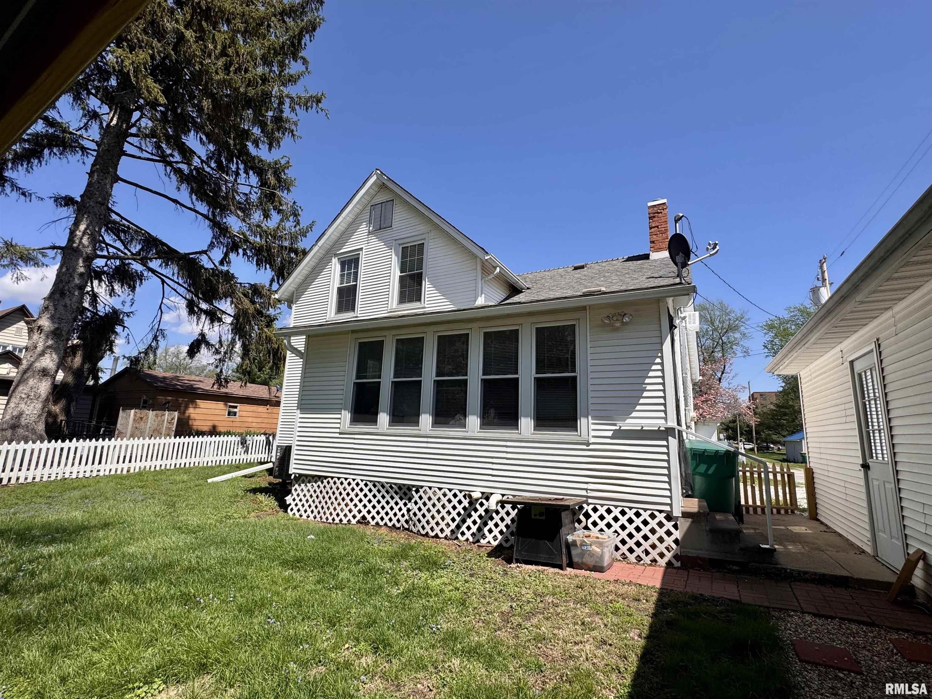 216 South College Street Macomb, IL 61455 - Photo 22 of 23