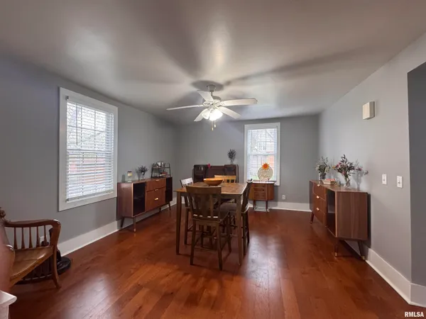 $114,500 | 216 South College Street, Macomb, IL 61455
