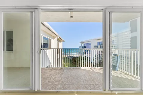 $829,000 | 1203 Hillsboro Mile, Unit P3, Hillsboro Beach, FL 33062