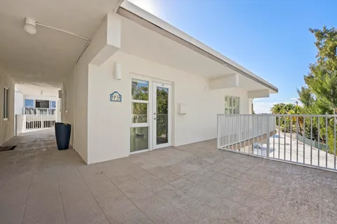 $829,000 | 1203 Hillsboro Mile, Unit P3, Hillsboro Beach, FL 33062