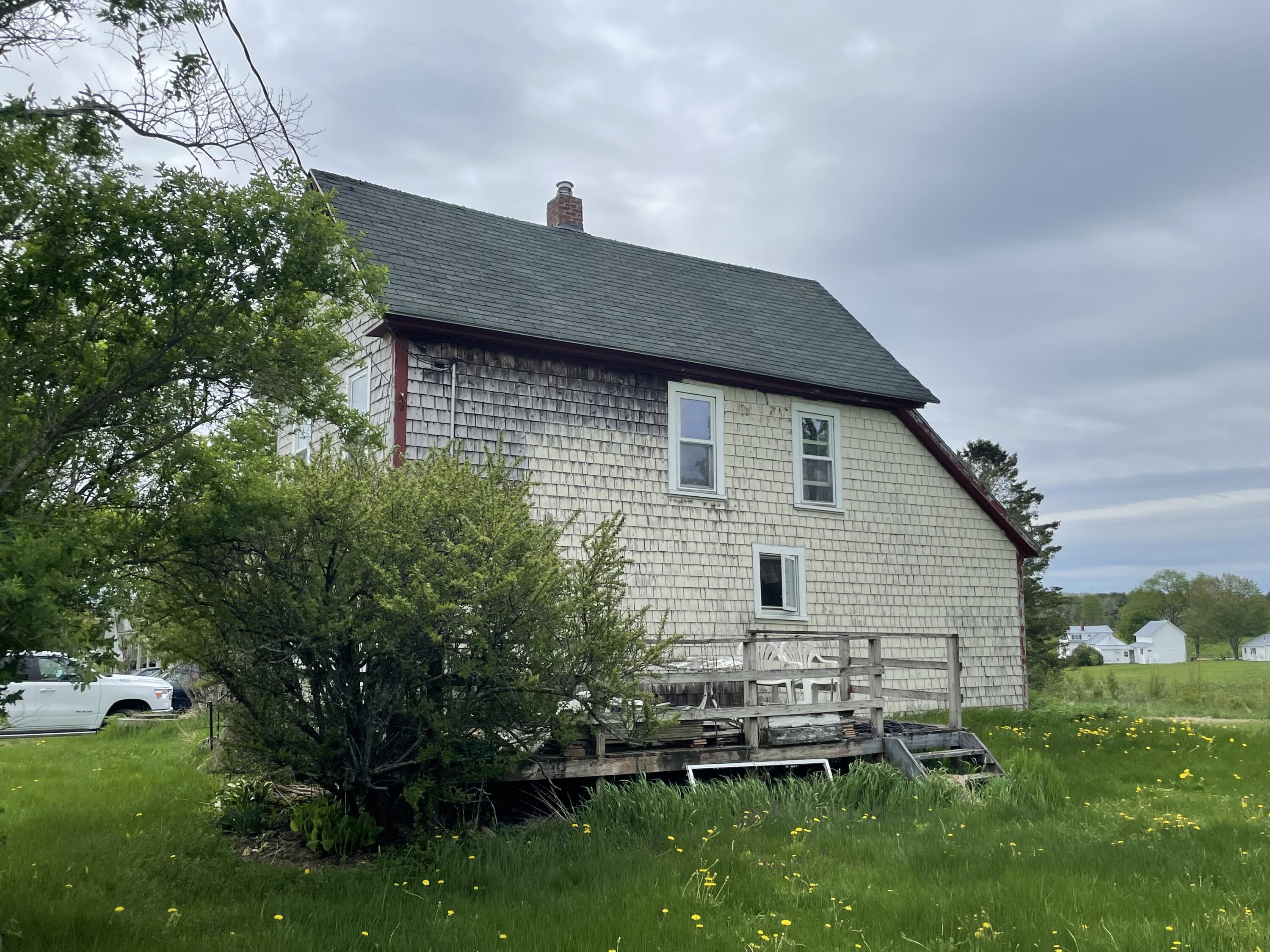 415 Weeks Mills Road China, ME 04358 - Photo 3 of 16 Exterior side