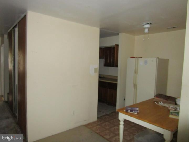 9433 Woodbridge Road Philadelphia, PA 19114 - Photo 9 of 25