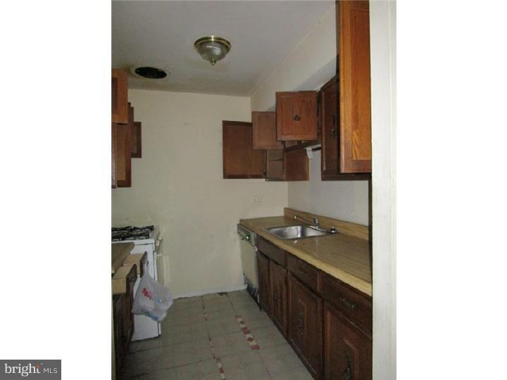 9433 Woodbridge Road Philadelphia, PA 19114 - Photo 10 of 25