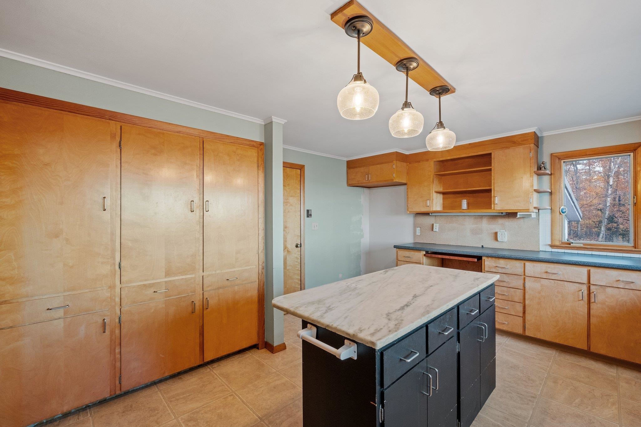 49 Neal Hill Road Tuftonboro, NH 03816 - Photo 3 of 38