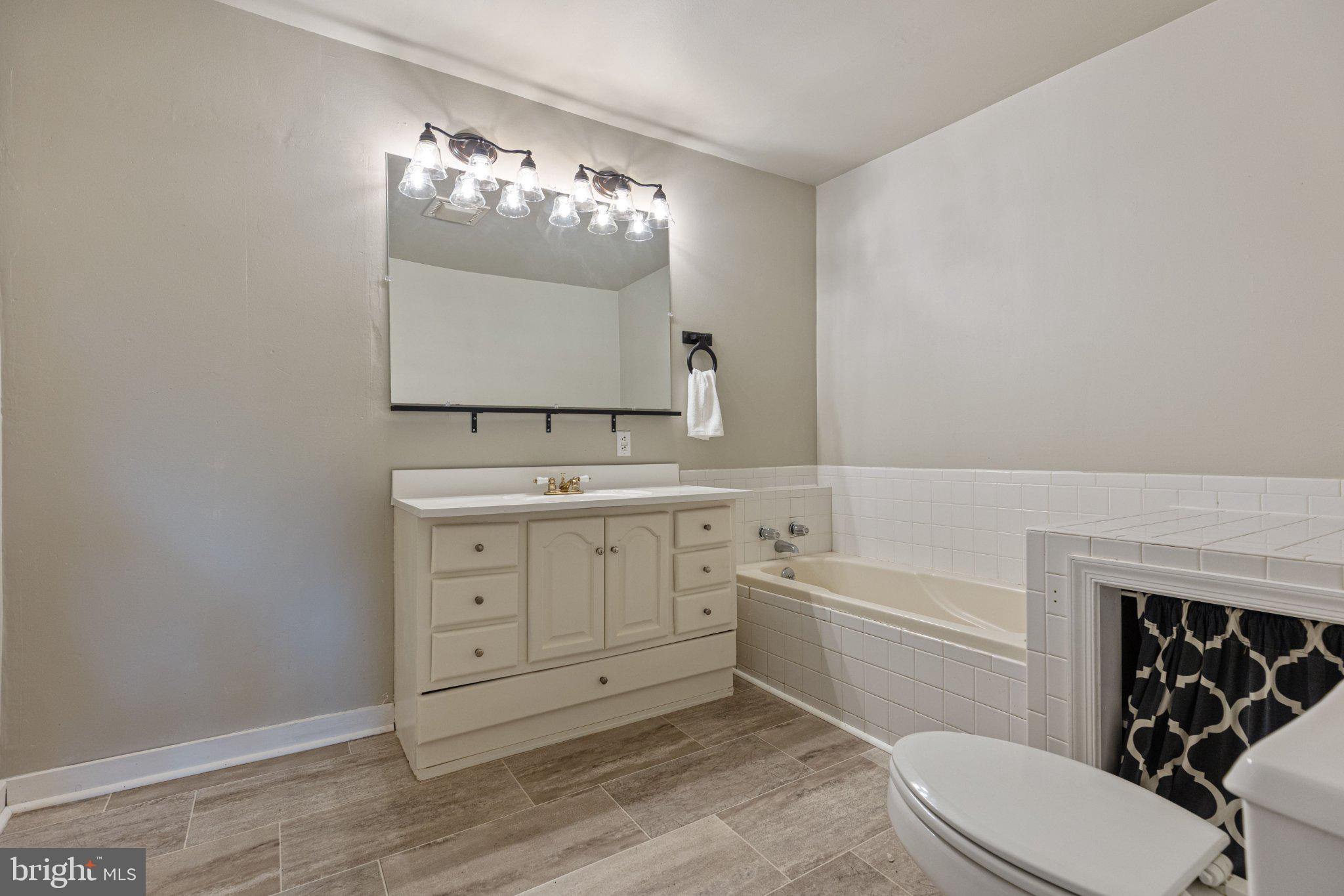 310 Sample Bridge Road Mechanicsburg, PA 17050 - Photo 17 of 25 Gallery Image 17