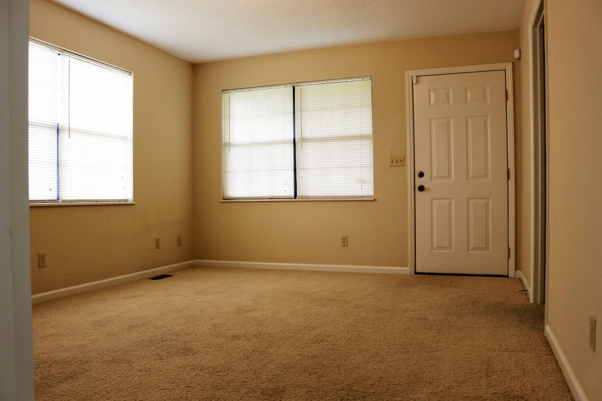 699 East Lincoln Road Alcoa, TN 37701 - Photo 8 of 23 Gallery Image 8