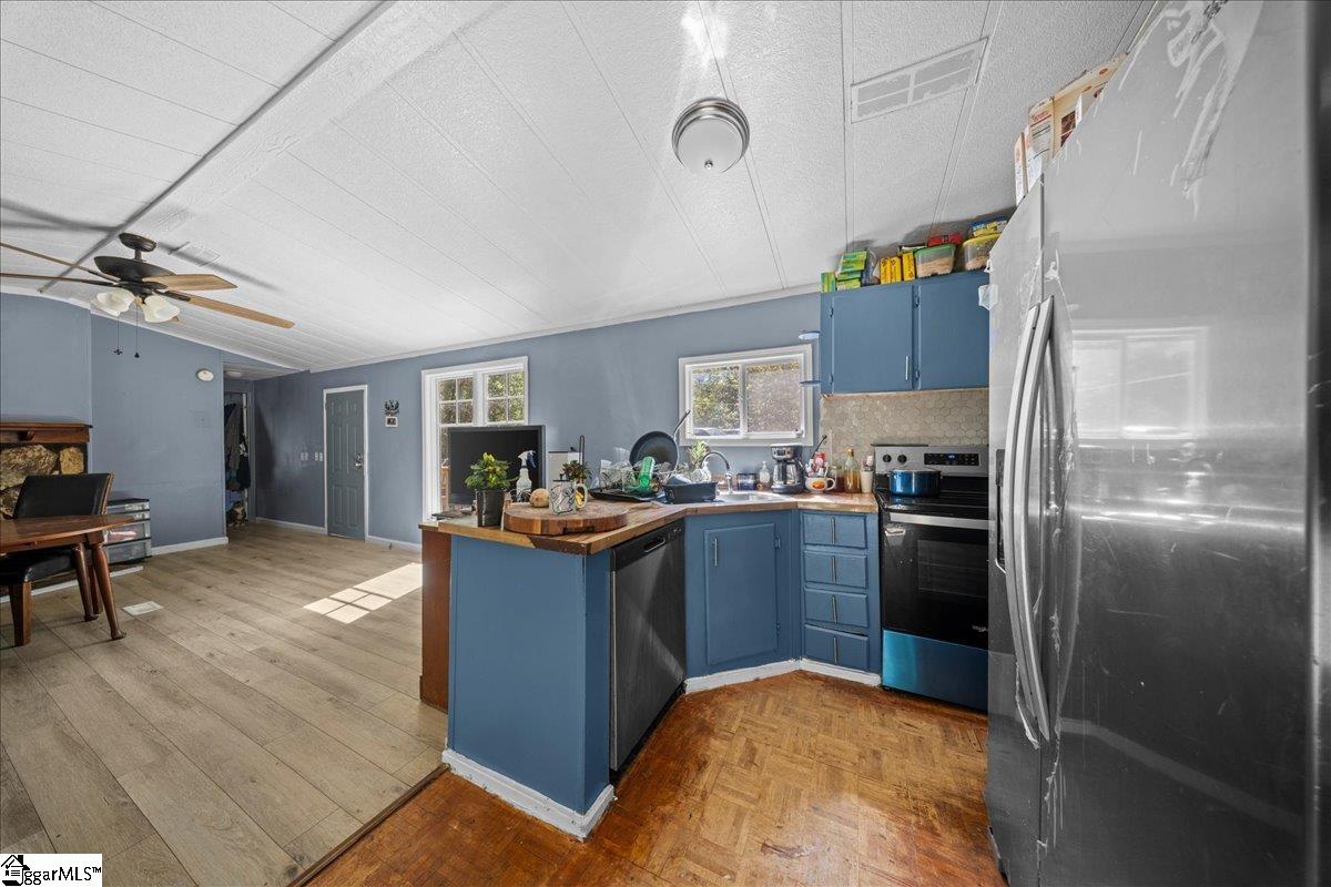 1660 Kilgore Bridge Road Woodruff, SC 29388 - Photo 11 of 50