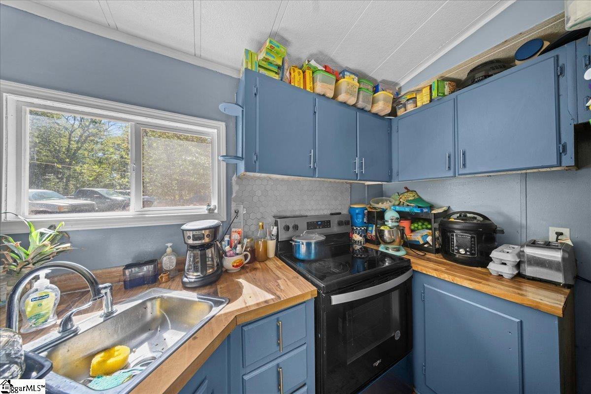 1660 Kilgore Bridge Road Woodruff, SC 29388 - Photo 13 of 50