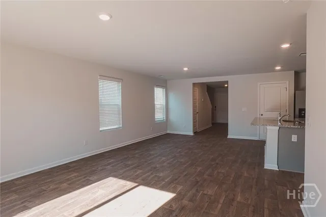 $2,500 | 411 Coconut Drive, Bloomingdale, GA 31302