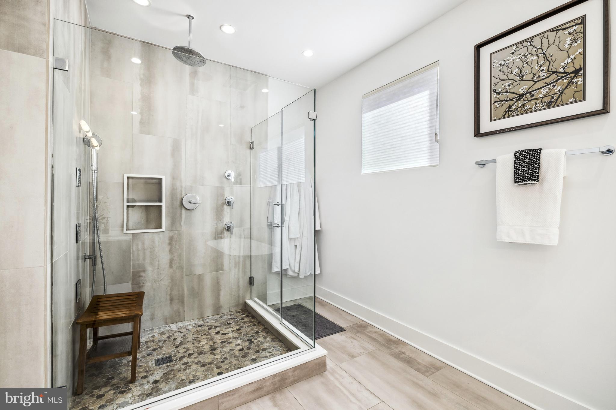 48 North 3rd Street, Unit 3 Philadelphia, PA 19106 - Photo 20 of 36 a bathroom with a shower
