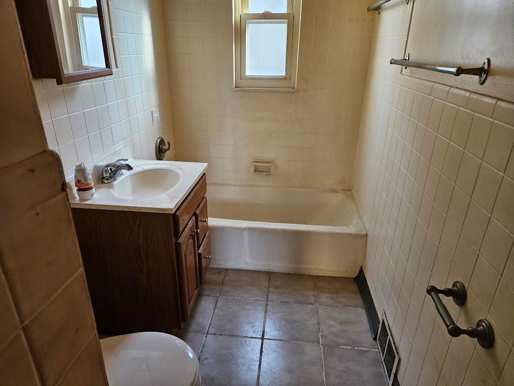 1808 Ridge Avenue Coraopolis, PA 15108 - Photo 22 of 24