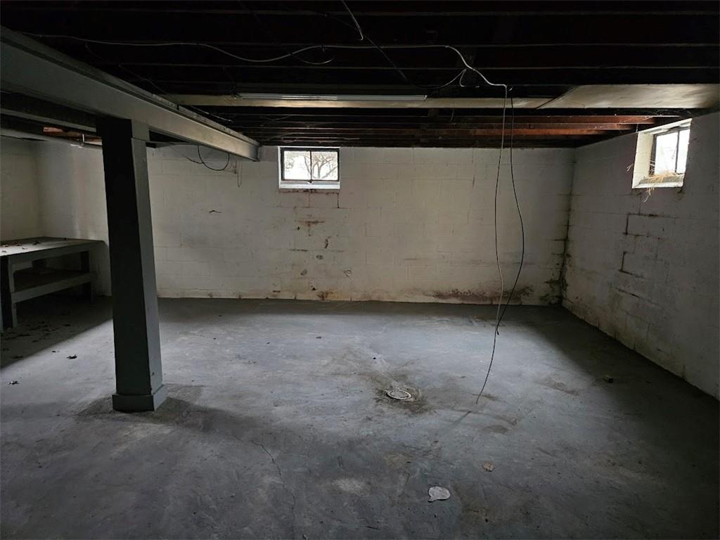 1808 Ridge Avenue Coraopolis, PA 15108 - Photo 23 of 24