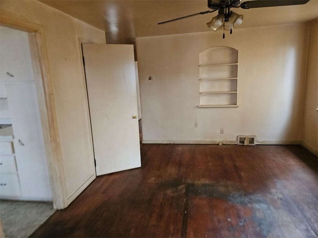 1808 Ridge Avenue Coraopolis, PA 15108 - Photo 10 of 24